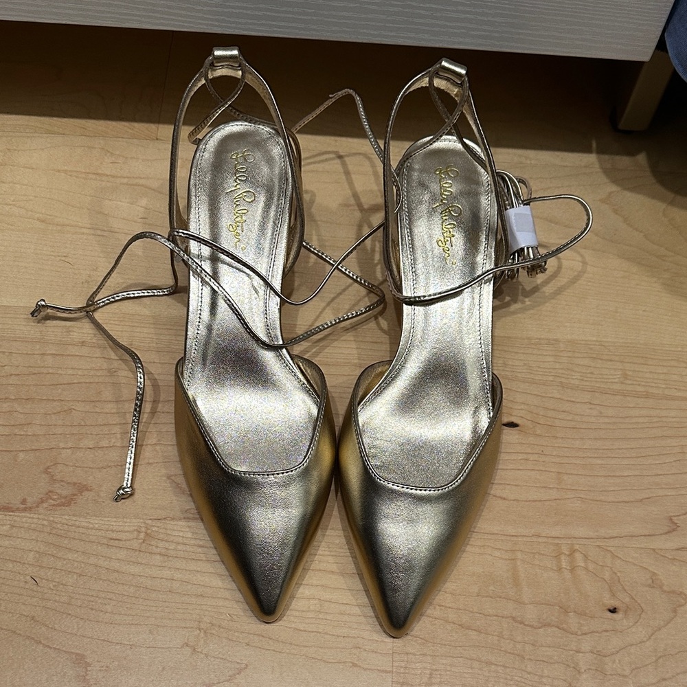 Lilly Pulitzer Gold Women's Shoes size 9.5
